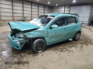 ✅ 2005 Chevrolet Aveo LS • VIN: KL1TD62615B353355 • Lot: 88861405. Wystawiony na Copart z przebiegiem 48 514 mil. Bezpłatny archiwum sprzedaży aukcyjnych z USA i szczegółowy raport historii pojazdu na DreamBid. Zdjęcie 1.