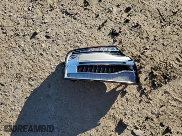 ✅ 2015 Audi A8 3.0T • VIN: WAU3GAFD1FN017875 • Lot: 88210815. Listed on Copart with 124,720 mi. Free auction sales archive from the USA and detailed vehicle history report at DreamBid. Image 12.