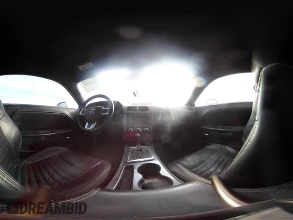 ✅ 2014 Dodge Challenger Rallye Redline • VIN: 2C3CDYAG2EH123527 • Lot: 41749303. Wystawiony na IAAI z przebiegiem 89 009 mil. Bezpłatny archiwum sprzedaży aukcyjnych z USA i szczegółowy raport historii pojazdu na DreamBid. Zdjęcie 18.