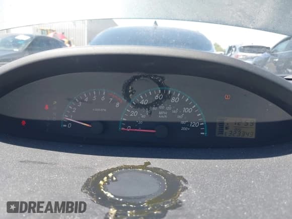 ✅ 2010 Toyota Yaris • VIN: JTDBT4K33A4066910 • Lot: 42918787. Listed on IAAI with 323,343 mi. Free auction sales archive from the USA and detailed vehicle history report at DreamBid. Image 7.