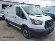 ✅ 2016 Ford Transit Cargo • VIN: 1FTYR1YM9GKB55554 • Lot: 41850417. Wystawiony na IAAI z przebiegiem 69 562 mil. Bezpłatny archiwum sprzedaży aukcyjnych z USA i szczegółowy raport historii pojazdu na DreamBid. Zdjęcie 1.