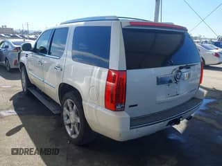 ✅ 2011 Cadillac Escalade Premium • VIN: 1GYS4CEF8BR396716 • Лот: 43429073. Опубликован ранее на IAAI с пробегом 227 195 миль. Бесплатный доступ к архиву аукционных продаж из США и подробный отчёт об истории автомобиля на DreamBid. Изображение 3.