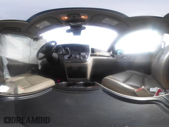 ✅ 2018 Toyota Sienna XLE • VIN: 5TDDZ3DC9JS190621 • Lot: 41777729. Listed on IAAI with 96,089 mi. Free auction sales archive from the USA and detailed vehicle history report at DreamBid. Image 18.