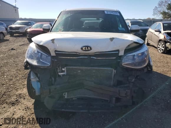 ✅ 2017 Kia Soul • VIN: KNDJN2A20H7420975 • Lot: 91246295. Wystawiony na Copart z przebiegiem 175 473 mil. Bezpłatny archiwum sprzedaży aukcyjnych z USA i szczegółowy raport historii pojazdu na DreamBid. Zdjęcie 5.