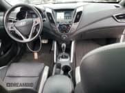 ✅ 2016 Hyundai Veloster Turbo Rally Edition • VIN: KMHTC6AE0GU257787 • Lot: 85323394. Wystawiony na Copart z przebiegiem 91 826 mil. Bezpłatny archiwum sprzedaży aukcyjnych z USA i szczegółowy raport historii pojazdu na DreamBid. Zdjęcie 8.