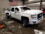 ✅ 2015 GMC Sierra 3500HD Denali • VIN: 1GT424E89FF547226 • Lot: 45856475. Wystawiony na Copart z przebiegiem Nie podano. Bezpłatny archiwum sprzedaży aukcyjnych z USA i szczegółowy raport historii pojazdu na DreamBid. Zdjęcie 4.