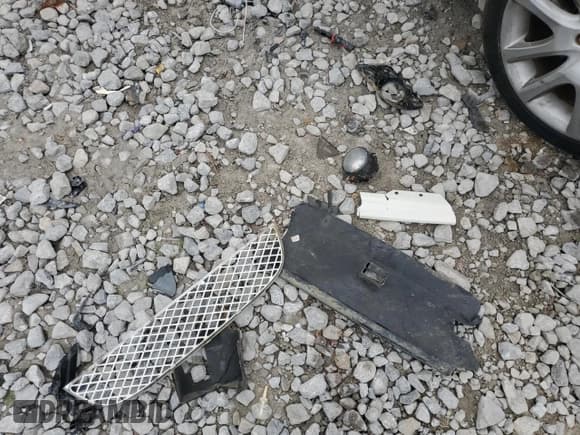 ✅ 2008 Jaguar XJ 8 LWB • VIN: SAJWA79B48SH21186 • Лот: 43704975. Опубликован ранее на Copart с пробегом 197 944 миль. Бесплатный доступ к архиву аукционных продаж из США и подробный отчёт об истории автомобиля на DreamBid. Изображение 14.