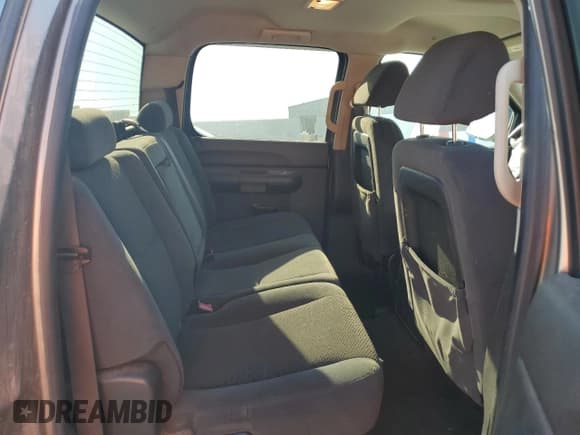 ✅ 2007 Chevrolet Silverado 1500 1LT • VIN: 2GCEK13M571642488 • Lot: 86233665. Listed on Copart with 177,690 mi. Free auction sales archive from the USA and detailed vehicle history report at DreamBid. Image 10.