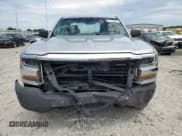 ✅ 2018 Chevrolet Silverado 1500 LS • VIN: 1GCRCNEH0JZ287301 • Лот: 61729555. Опубликован ранее на Copart с пробегом 208 002 миль. Бесплатный доступ к архиву аукционных продаж из США и подробный отчёт об истории автомобиля на DreamBid. Изображение 5.