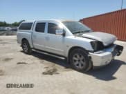 ✅ 2004 Nissan Titan LE • VIN: 1N6AA07A04N557030 • Лот: 57178765. Опубликован ранее на Copart с пробегом Не указан. Бесплатный доступ к архиву аукционных продаж из США и подробный отчёт об истории автомобиля на DreamBid. Изображение 4.