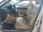 ✅ 2001 Volkswagen Jetta GLS • VIN: 3VWSK69M81M149165 • Lot: 84211625. Wystawiony na Copart z przebiegiem 145 147 mil. Bezpłatny archiwum sprzedaży aukcyjnych z USA i szczegółowy raport historii pojazdu na DreamBid. Zdjęcie 7.