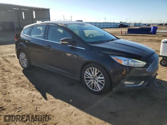 ✅ 2018 Ford Focus Titanium • VIN: 1FADP3N22JL273195 • Lot: 84237305. Wystawiony na Copart z przebiegiem 121 083 mil. Bezpłatny archiwum sprzedaży aukcyjnych z USA i szczegółowy raport historii pojazdu na DreamBid. Zdjęcie 4.