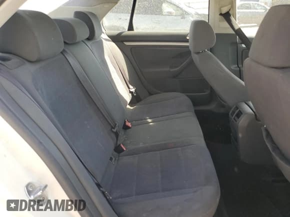 ✅ 2007 Volkswagen Jetta • VIN: 3VWGG71KX7M190963 • Лот: 69620275. Опубликован ранее на Copart с пробегом 200 395 миль. Бесплатный доступ к архиву аукционных продаж из США и подробный отчёт об истории автомобиля на DreamBid. Изображение 10.