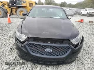 ✅ 2018 Ford Police Interceptor • VIN: 1FAHP2MKXJG110669 • Lot: 85885115. Wystawiony na Copart z przebiegiem Nie podano. Bezpłatny archiwum sprzedaży aukcyjnych z USA i szczegółowy raport historii pojazdu na DreamBid. Zdjęcie 5.