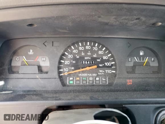 ✅ 1993 Toyota Pickup DLX • VIN: JT4RN93P4P5083841 • Лот: 68662145. Опубликован ранее на Copart с пробегом 259 411 миль. Бесплатный доступ к архиву аукционных продаж из США и подробный отчёт об истории автомобиля на DreamBid. Изображение 9.