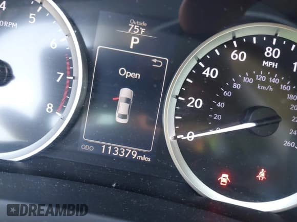 ✅ 2014 Lexus IS 250 • VIN: JTHCF1D27E5008005 • Lot: 43209287. Listed on IAAI with 113,379 mi. Free auction sales archive from the USA and detailed vehicle history report at DreamBid. Image 15.