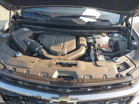 ✅ 2025 Chevrolet Traverse AWD Z71 • VIN: 1GNEVJRSXSJ235561 • Lot: 43265235. Wystawiony na IAAI z przebiegiem 5 741 mil. Bezpłatny archiwum sprzedaży aukcyjnych z USA i szczegółowy raport historii pojazdu na DreamBid. Zdjęcie 10.