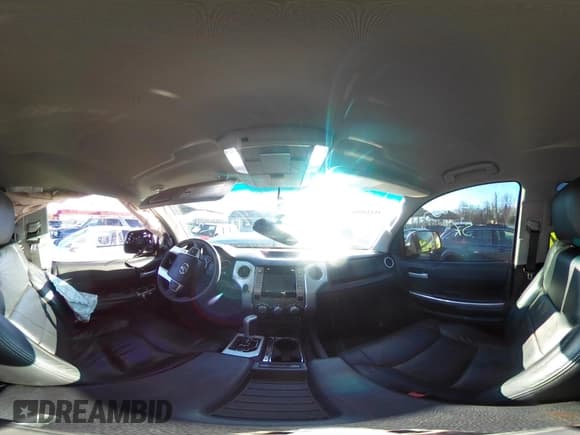 ✅ 2015 Toyota Tundra SR5 • VIN: 5TFEY5F12FX182229 • Лот: 41223055. Опубликован ранее на IAAI с пробегом 129 239 миль. Бесплатный доступ к архиву аукционных продаж из США и подробный отчёт об истории автомобиля на DreamBid. Изображение 18.