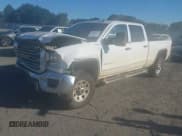 ✅ 2016 GMC Sierra 2500HD • VIN: 1GT12REG7GF214418 • Lot: 43298120. Wystawiony na IAAI z przebiegiem 194 977 mil. Bezpłatny archiwum sprzedaży aukcyjnych z USA i szczegółowy raport historii pojazdu na DreamBid. Zdjęcie 2.