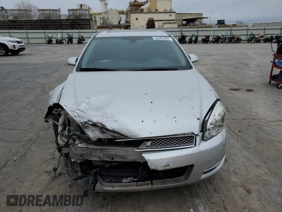 2014 Chevrolet Impala LT with VIN 2G1WB5E30E1168813, listed as a Copart auction lot 85085094 with 121,946 mi miles and Salvage title. Bid and sale history available at DreamBid. Image 5.