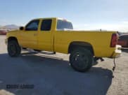 ✅ 2003 Chevrolet Silverado 1500 LS • VIN: 1GCEC19T83Z327505 • Лот: 68381374. Опубликован ранее на Copart с пробегом 213 552 миль. Бесплатный доступ к архиву аукционных продаж из США и подробный отчёт об истории автомобиля на DreamBid. Изображение 2.