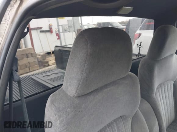 ✅ 2002 Chevrolet S-10 LS • VIN: 1GCCS145928229624 • Лот: 41961517. Опубликован ранее на IAAI с пробегом 151 023 миль. Бесплатный доступ к архиву аукционных продаж из США и подробный отчёт об истории автомобиля на DreamBid. Изображение 8.