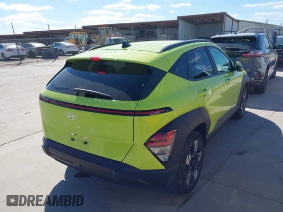 ✅ 2025 Hyundai Kona SEL • VIN: KM8HB3AB2SU225672 • Lot: 43696898. Listed on IAAI with 31,214 mi. Free auction sales archive from the USA and detailed vehicle history report at DreamBid. Image 4.