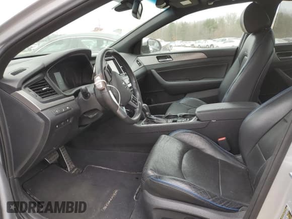 ✅ 2019 Hyundai Sonata Limited • VIN: 5NPE34AB5KH805423 • Лот: 46160493. Опубликован ранее на Copart с пробегом 59 915 миль. Бесплатный доступ к архиву аукционных продаж из США и подробный отчёт об истории автомобиля на DreamBid. Изображение 7.