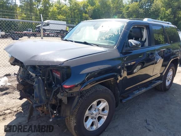 ✅ 2016 Toyota 4Runner Limited • VIN: JTEBU5JR1G5283668 • Лот: 43190487. Опубликован ранее на IAAI с пробегом 214 214 миль. Бесплатный доступ к архиву аукционных продаж из США и подробный отчёт об истории автомобиля на DreamBid. Изображение 2.