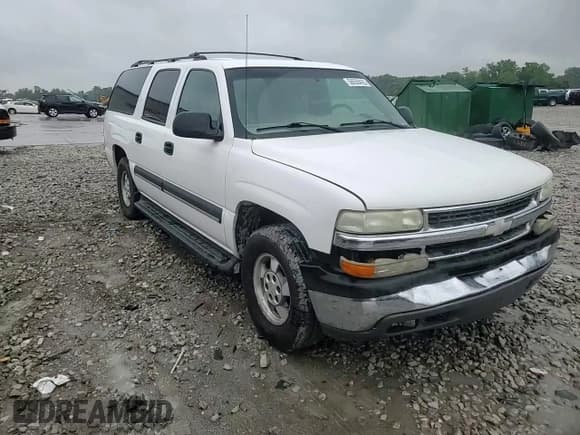✅ 2003 Chevrolet Suburban LS • VIN: 3GNEC16Z03G254551 • Лот: 56550425. Опубликован ранее на Copart с пробегом 186 090 миль. Бесплатный доступ к архиву аукционных продаж из США и подробный отчёт об истории автомобиля на DreamBid. Изображение 14.