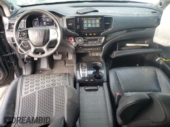 ✅ 2019 Honda Pilot Touring 8-Passenger • VIN: 5FNYF6H97KB086340 • Lot: 85704675. Listed on Copart with 38,872 mi. Free auction sales archive from the USA and detailed vehicle history report at DreamBid. Image 8.