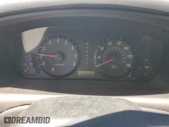 ✅ 2005 Hyundai Elantra GLS • VIN: KMHDN46D85U084553 • Lot: 56999985. Wystawiony na Copart z przebiegiem 63 393 mil. Bezpłatny archiwum sprzedaży aukcyjnych z USA i szczegółowy raport historii pojazdu na DreamBid. Zdjęcie 9.