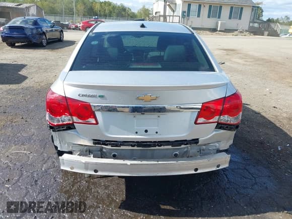 ✅ 2013 Chevrolet Cruze ECO • VIN: 1G1PH5SB6D7253414 • Лот: 43339679. Опубликован ранее на IAAI с пробегом 157 968 миль. Бесплатный доступ к архиву аукционных продаж из США и подробный отчёт об истории автомобиля на DreamBid. Изображение 17.