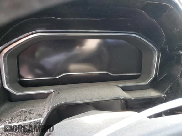 ✅ 2025 Chevrolet Silverado 1500 • VIN: 3GCUKHE86SG111563 • Лот: 42922455. Опубликован ранее на Copart с пробегом Не указан. Бесплатный доступ к архиву аукционных продаж из США и подробный отчёт об истории автомобиля на DreamBid. Изображение 9.