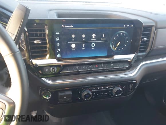 ✅ 2025 Chevrolet Silverado 2500HD LT • VIN: 2GC1KNEY0S1214570 • Lot: 43302687. Wystawiony na IAAI z przebiegiem 7 770 mil. Bezpłatny archiwum sprzedaży aukcyjnych z USA i szczegółowy raport historii pojazdu na DreamBid. Zdjęcie 21.