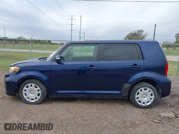 ✅ 2014 Scion xB • VIN: JTLZE4FE3EJ066065 • Lot: 43815141. Wystawiony na IAAI z przebiegiem 172 371 mil. Bezpłatny archiwum sprzedaży aukcyjnych z USA i szczegółowy raport historii pojazdu na DreamBid. Zdjęcie 15.