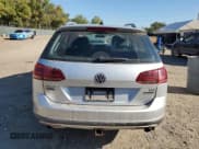 ✅ 2017 Volkswagen Golf S • VIN: 3VWM17AU4HM530163 • Lot: 84834775. Listed on Copart with 72,368 mi. Free auction sales archive from the USA and detailed vehicle history report at DreamBid. Image 6.