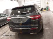 ✅ 2021 Buick Enclave Essence • VIN: 5GAEVAKW5MJ133840 • Lot: 43140499. Wystawiony na IAAI z przebiegiem 71 413 mil. Bezpłatny archiwum sprzedaży aukcyjnych z USA i szczegółowy raport historii pojazdu na DreamBid. Zdjęcie 16.