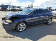 ✅ 2015 Volvo V60 T5 Premier • VIN: YV1612SK3F1219761 • Lot: 44059224. Wystawiony na Copart z przebiegiem 71 938 mil. Bezpłatny archiwum sprzedaży aukcyjnych z USA i szczegółowy raport historii pojazdu na DreamBid. Zdjęcie 1.