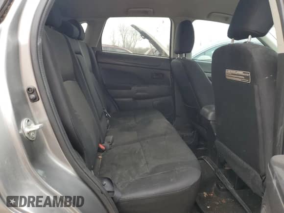 2015 Mitsubishi Outlander ES с VIN 4A4AP3AW7FE037622, выставлен на аукционе Copart как лот 46164535 с пробегом 219 773 миль миль и Списание • Salvage title. История ставок и продаж доступна на DreamBid. Изображение 12.