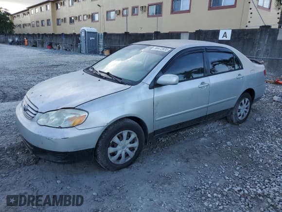 ✅ 2004 Toyota Corolla CE • VIN: 1NXBR38E44Z250089 • Lot: 90472835. Listed on Copart with 233,960 mi. Free auction sales archive from the USA and detailed vehicle history report at DreamBid. Image 1.