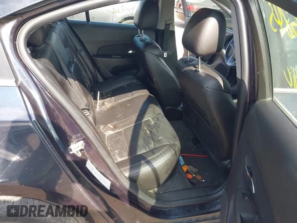 ✅ 2015 Chevrolet Cruze LT • VIN: 1G1PE5SB6F7248693 • Lot: 43343845. Wystawiony na IAAI z przebiegiem 161 384 mil. Bezpłatny archiwum sprzedaży aukcyjnych z USA i szczegółowy raport historii pojazdu na DreamBid. Zdjęcie 8.