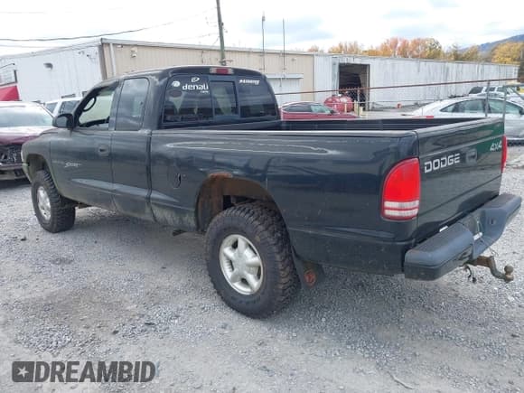 ✅ 2000 Dodge Dakota • VIN: 1B7GG22X1YS508459 • Лот: 43657904. Опубликован ранее на IAAI с пробегом 240 025 миль. Бесплатный доступ к архиву аукционных продаж из США и подробный отчёт об истории автомобиля на DreamBid. Изображение 3.