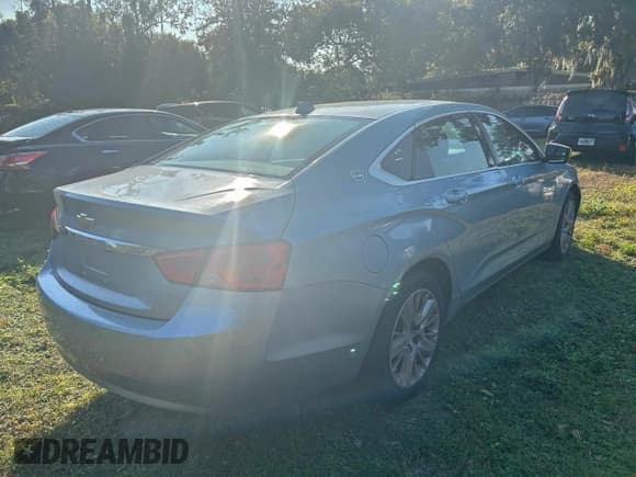 ✅ 2014 Chevrolet Impala LS • VIN: 1G11Y5SL4EU110513 • Лот: 95981375. Опубликован ранее на Copart с пробегом 164 883 миль. Бесплатный доступ к архиву аукционных продаж из США и подробный отчёт об истории автомобиля на DreamBid. Изображение 4.