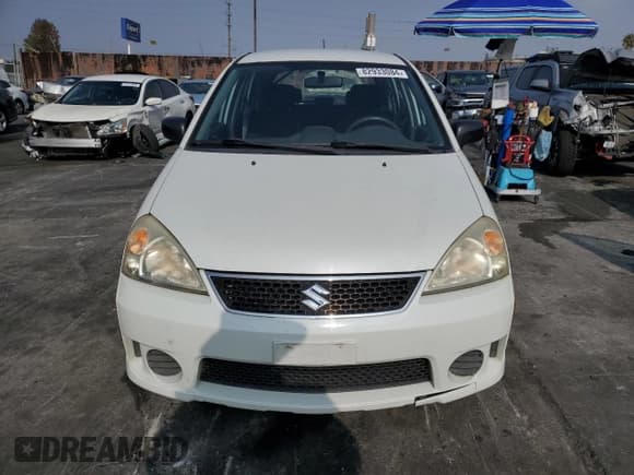 ✅ 2006 Suzuki Aerio Premium • VIN: JS2RC62H065351383 • Lot: 82933084. Wystawiony na Copart z przebiegiem 80 771 mil. Bezpłatny archiwum sprzedaży aukcyjnych z USA i szczegółowy raport historii pojazdu na DreamBid. Zdjęcie 5.