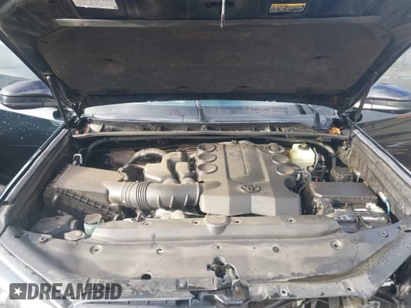 ✅ 2020 Toyota 4Runner SR5 Premium • VIN: JTEBU5JR4L5739320 • Lot: 43730897. Listed on IAAI with 71,271 mi. Free auction sales archive from the USA and detailed vehicle history report at DreamBid. Image 10.