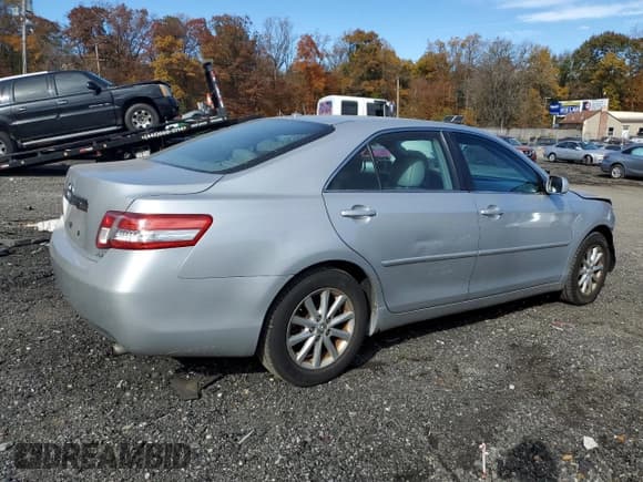 ✅ 2010 Toyota Camry XLE • VIN: 4T1BF3EK8AU006623 • Lot: 90913635. Listed on Copart with 296,136 mi. Free auction sales archive from the USA and detailed vehicle history report at DreamBid. Image 3.