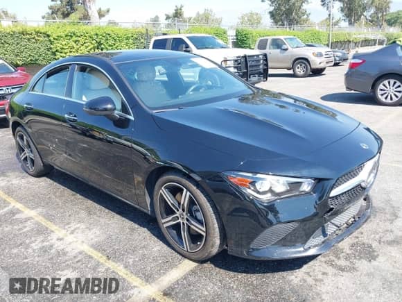 2023 Mercedes-Benz CLA 250 z VIN W1K5J4GB2PN412599, wystawiony jako IAAI lot #42912264 z przebiegiem 2 603 mil mil oraz . Historia ofert i sprzedaży dostępna na DreamBid. Obrazek 1.