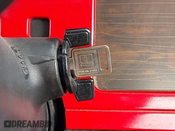 ✅ 1984 Chevrolet Corvette • VIN: 1G1AY078XE5105561 • Лот: 43829512. Опубликован ранее на IAAI с пробегом 106 448 миль. Бесплатный доступ к архиву аукционных продаж из США и подробный отчёт об истории автомобиля на DreamBid. Изображение 11.