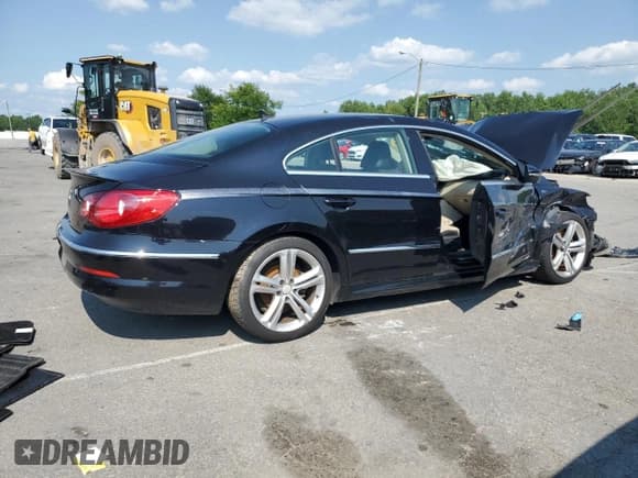 ✅ 2010 Volkswagen CC Sport • VIN: WVWMN7ANXAE556682 • Lot: 66603635. Listed on Copart with 177,622 mi. Free auction sales archive from the USA and detailed vehicle history report at DreamBid. Image 3.